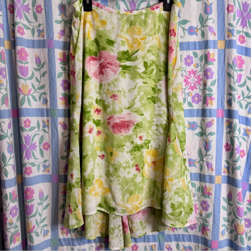 Women’s Emma James Liz Claiborne Green And Pink Floral Polyester Skirt